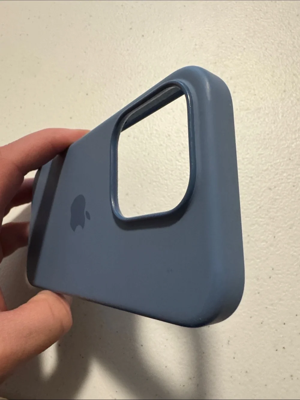 Apple iPhone 15 Pro Silicone Case with Magsafe